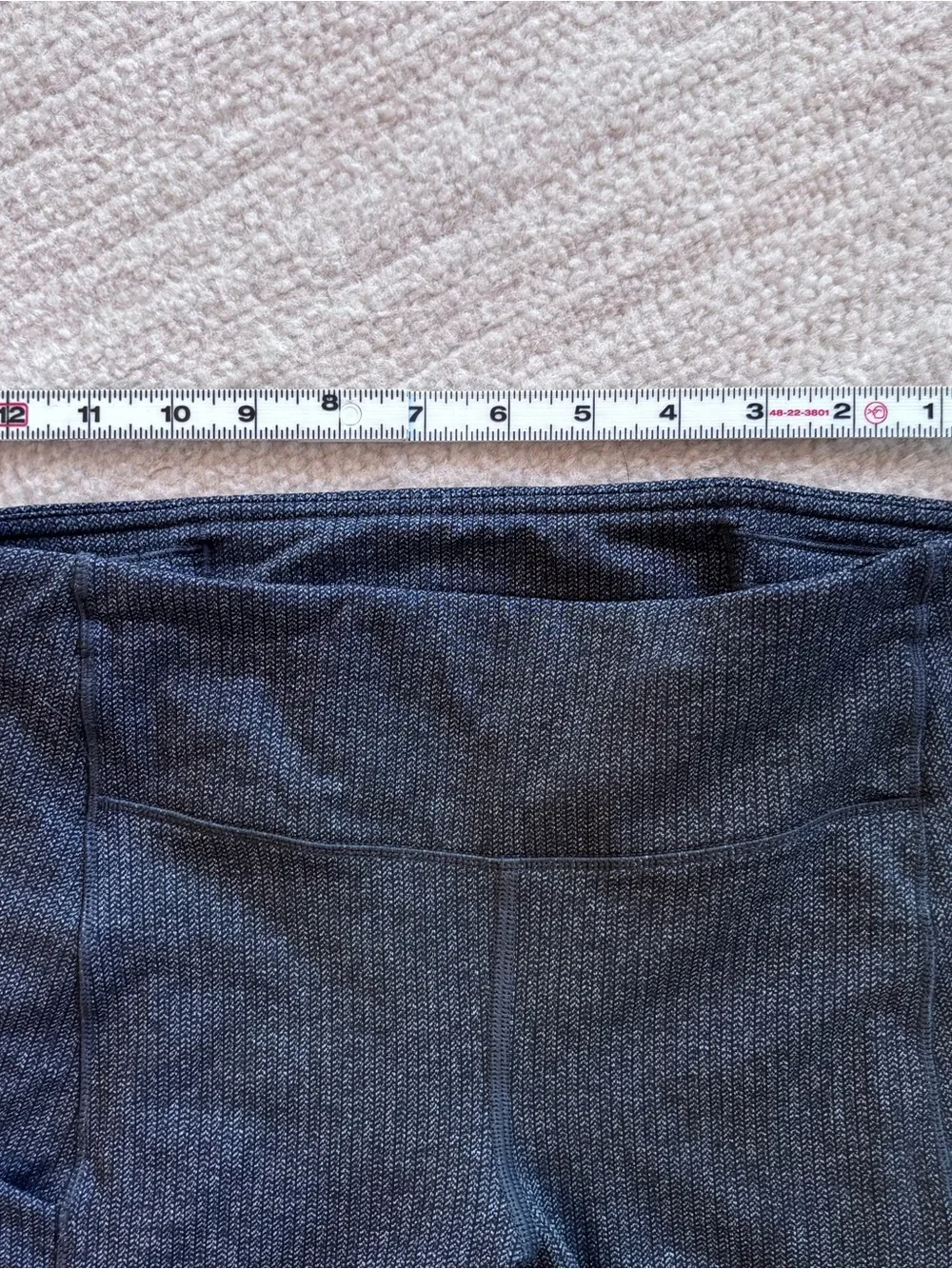 lululemon athletica women's dark gray ribbed leggings size 6
